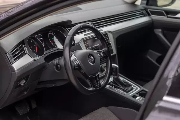 Volkswagen Passat for rent in Bijela