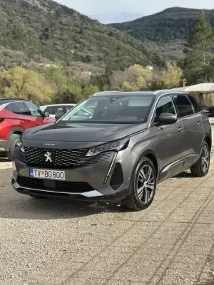 Peugeot 5008 for rent in Zabljak