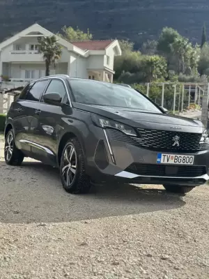 Peugeot 5008 for rent in Zabljak