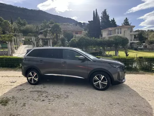 Peugeot 5008 for rent in Zabljak