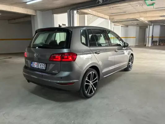 Volkswagen Golf Sportsvan for rent in Montenegro