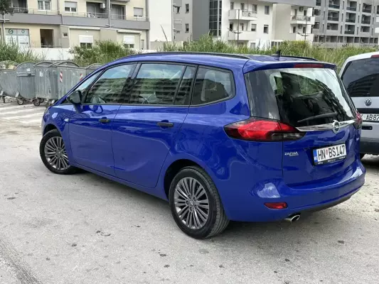 Opel Zafira for rent in Lustica Bay