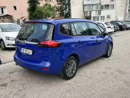 Opel Zafira for rent in Lustica Bay