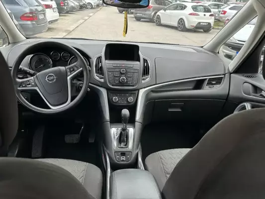 Opel Zafira for rent in Lustica Bay