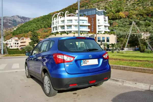 Suzuki S-Cross for rent in Bečići