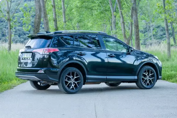 Toyota RAV4 for rent in Prcanj
