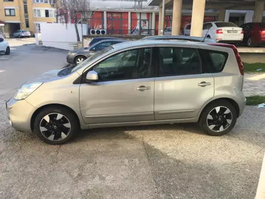 Nissan Note for rent in Rose
