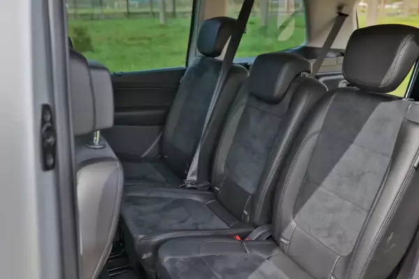 Volkswagen Sharan for rent in Budva