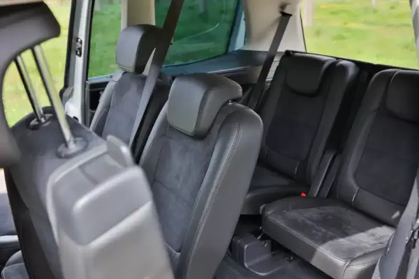 Volkswagen Sharan for rent in Budva