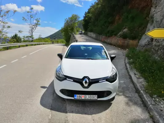 Renault Clio for rent in Montenegro