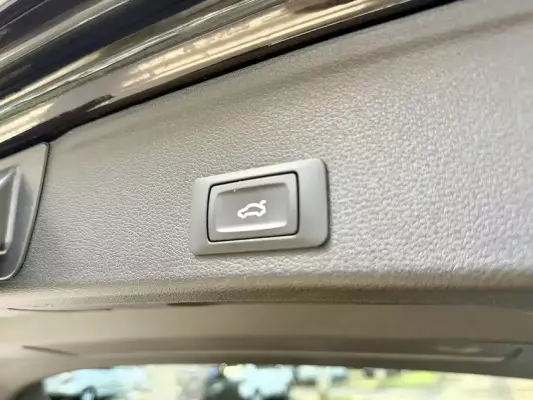 Audi A4 Avant for rent in Bečići