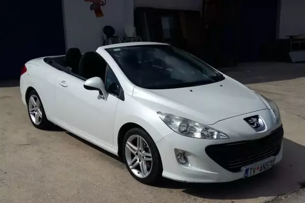 Peugeot 308 CC for rent in Orahovac