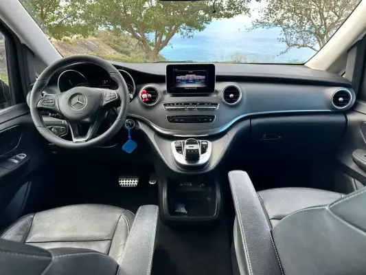 Mercedes V200 for rent in Rose