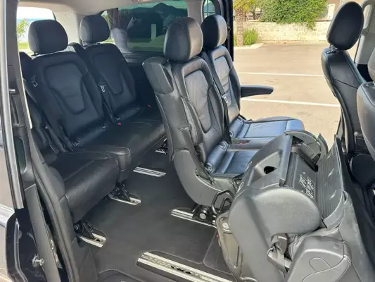 Mercedes V200 for rent in Rose