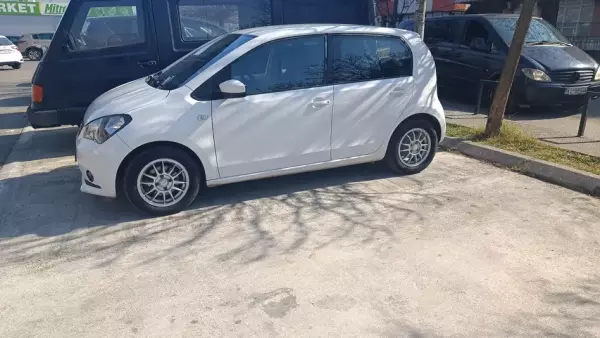 Seat Mii for rent in Budva