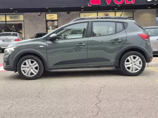 Dacia Sandero Stepway for rent in Radovici