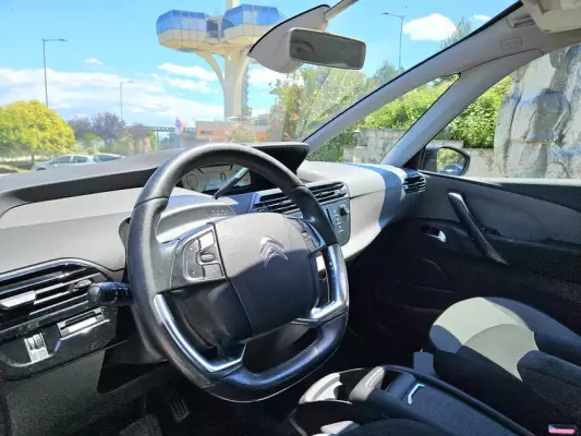 Citroen C4 Grand Picasso for rent in Petrovac