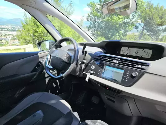 Citroen C4 Grand Picasso for rent in Petrovac