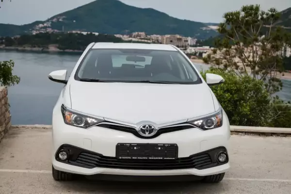 Toyota Auris