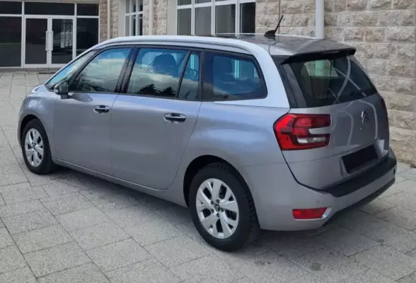 Citroen C4 Picasso for rent in Prcanj