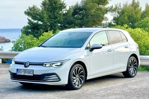 Volkswagen Golf for rent in Rose