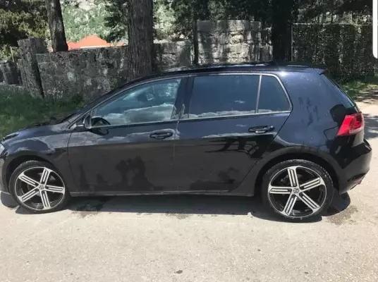 Volkswagen Golf VII for rent in Prcanj