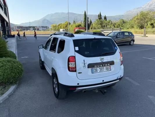 Dacia Duster for rent in Bijela