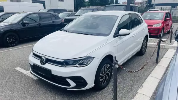 Volkswagen Polo for rent in Petrovac