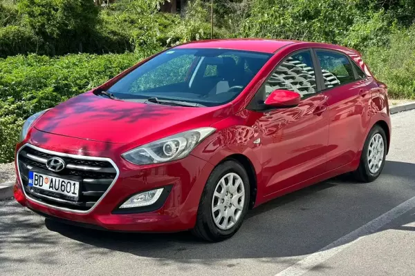 Hyundai i30 for rent in Niksic