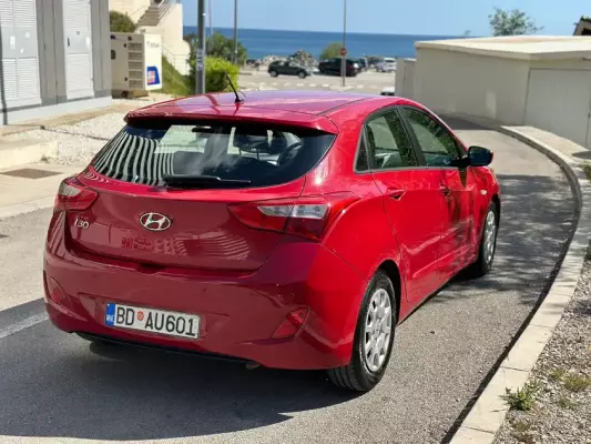 Hyundai i30 for rent in Niksic