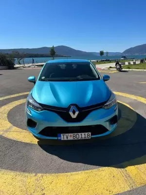 Renault Clio for rent in Montenegro