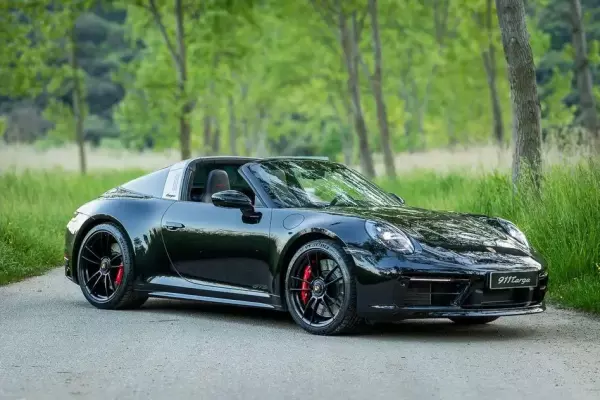 Porsche Targa for rent in Montenegro