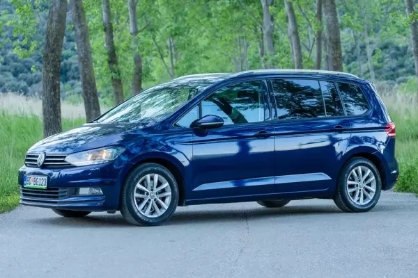 Volkswagen Touran for rent in Montenegro