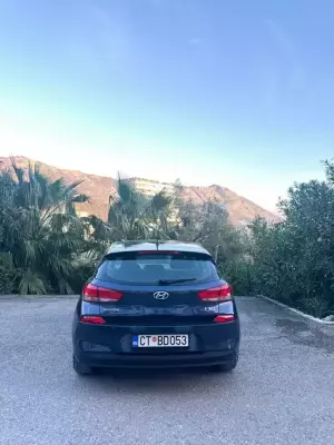 Hyundai i30 for rent in Rose