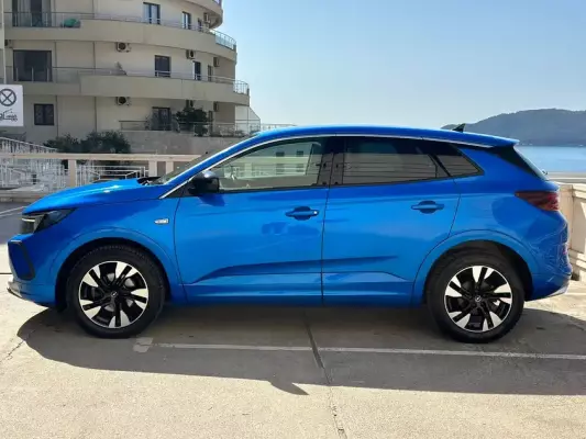 Opel Grandland for rent in Prcanj