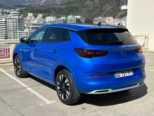 Opel Grandland for rent in Prcanj