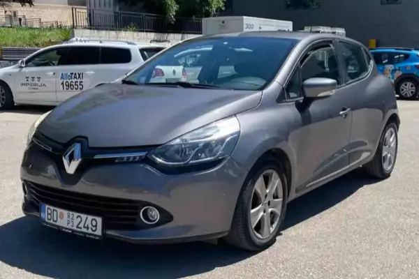 Renault Clio for rent in Prcanj