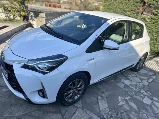 Toyota Yaris for rent in Ulcinj