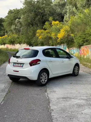 Peugeot 208 for rent in Zabljak