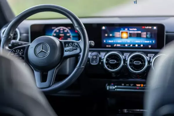 Mercedes A180 for rent in Rose