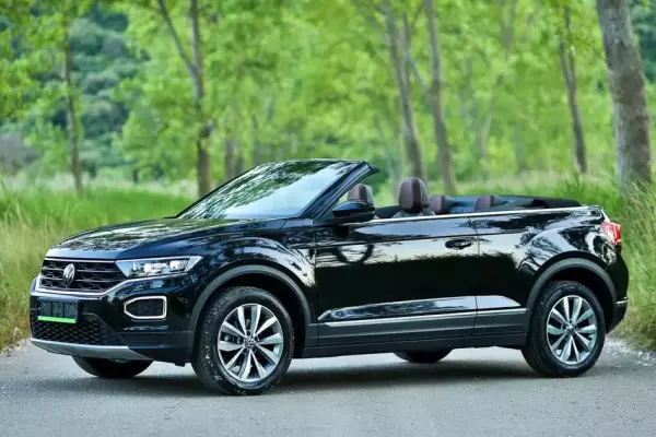 Volkswagen T-Roc for rent in Prcanj
