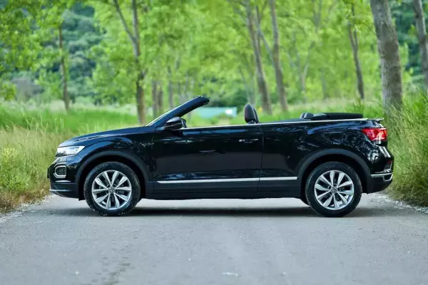 Volkswagen T-Roc for rent in Prcanj