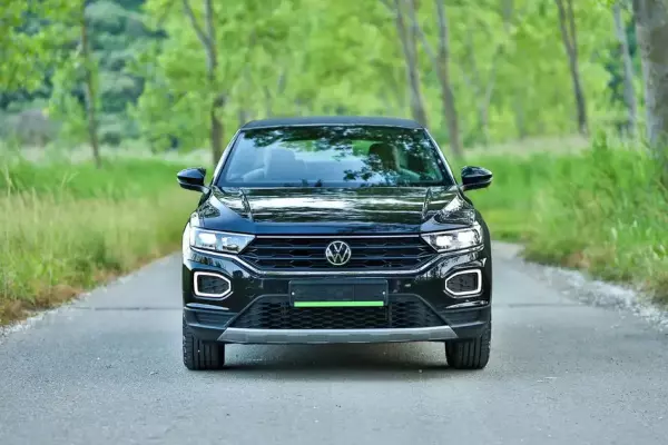 Volkswagen T-Roc for rent in Prcanj