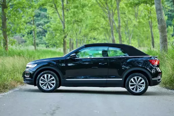Volkswagen T-Roc for rent in Prcanj