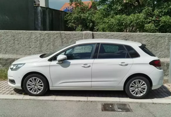 Citroen C4 for rent in Kolasin