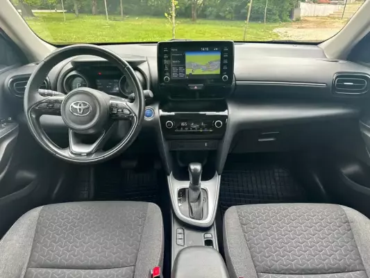 Toyota Yaris Cross for rent in Niksic