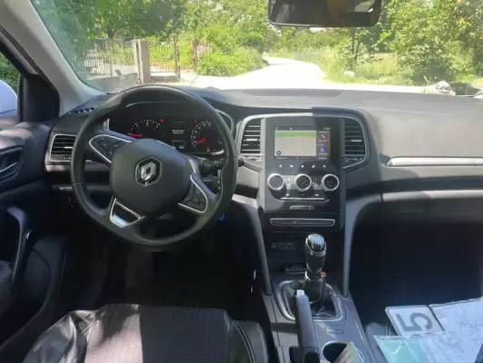 Renault Megane for rent in Rose