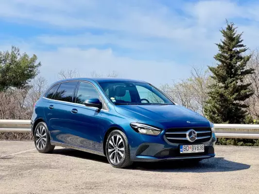 Mercedes B Class for rent in Budva