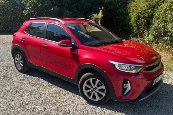 Kia Stonic for rent in Rose