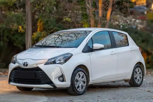 Toyota Yaris for rent in Orahovac